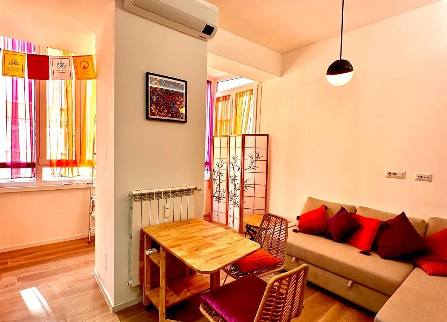 Kiran Lounge Apartment Rome
