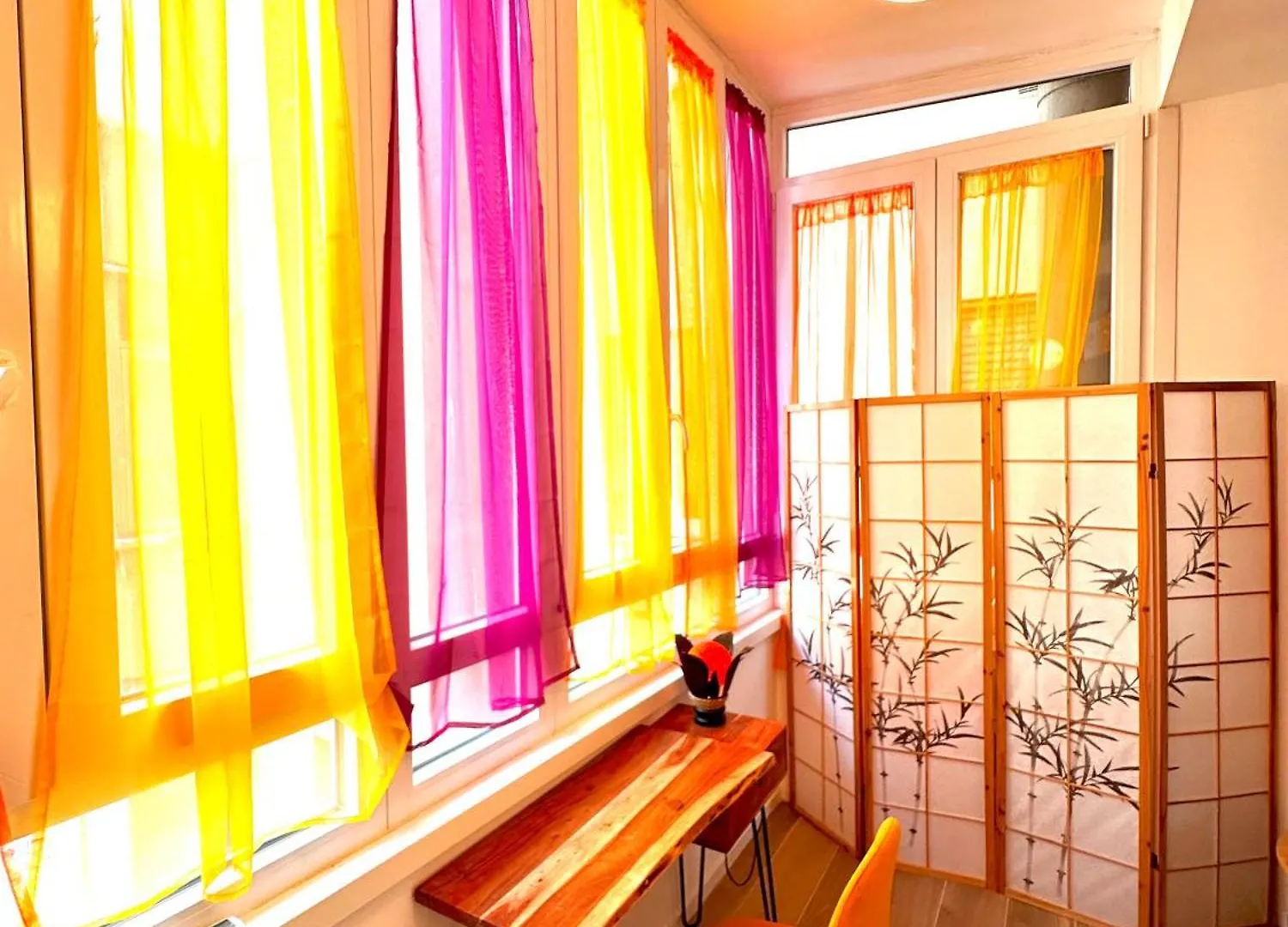 Kiran Lounge Apartment Rome Italy